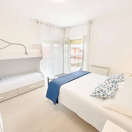 Danyshome Giove Davanti Al Mare Apartment Terracina
