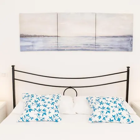 Apartment Danyshome Giove Davanti Al Mare *
