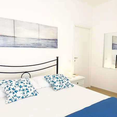 Danyshome Giove Davanti Al Mare